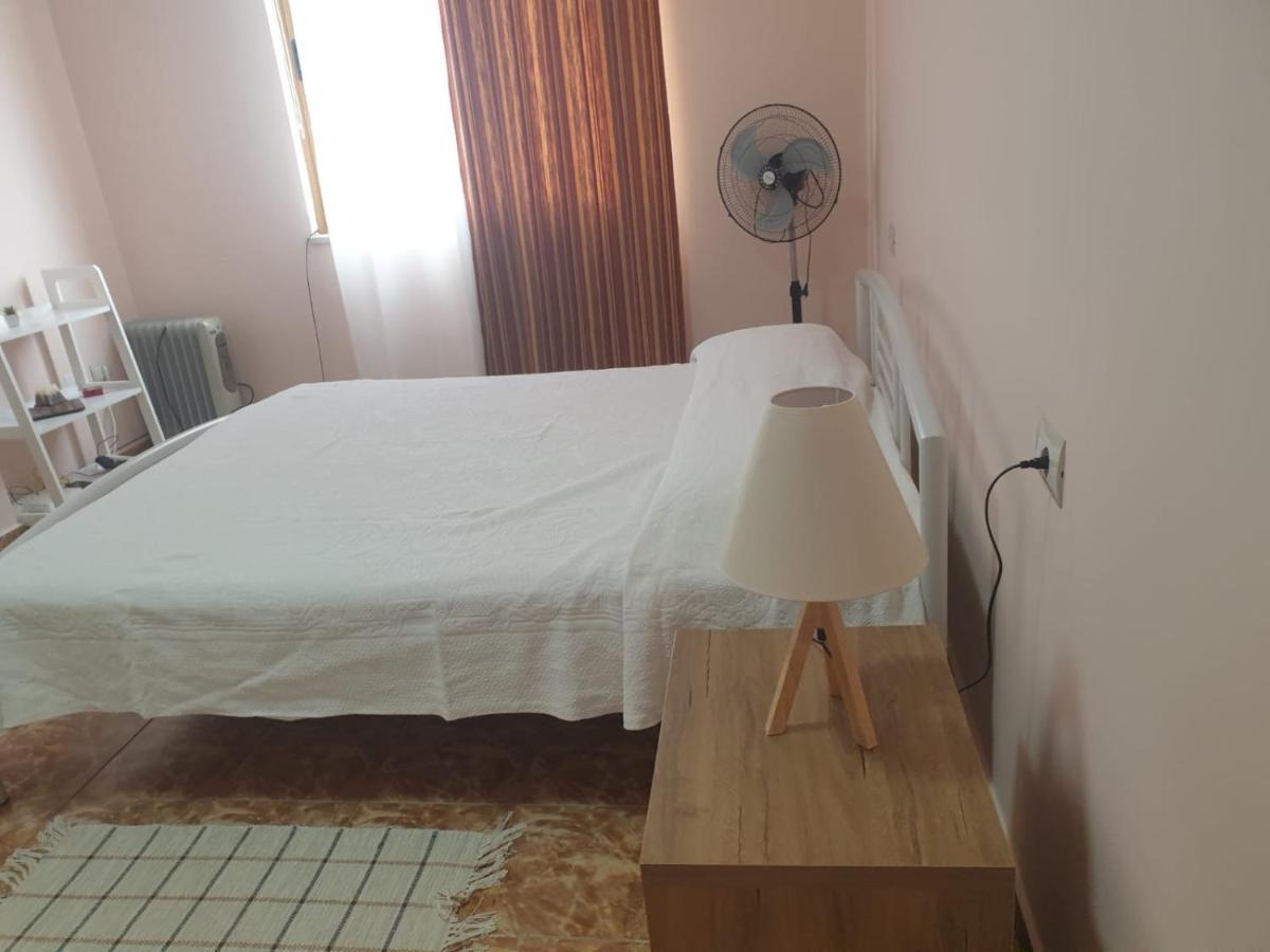 Jozi Kaiser Apartment 4 Durrës Esterno foto